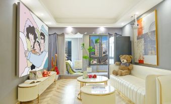 Friendly Nanyuan Riverview Homestay (Jiefangbei Hongyadong Location)