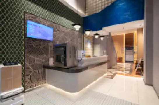 Zhonghuan International Hotel