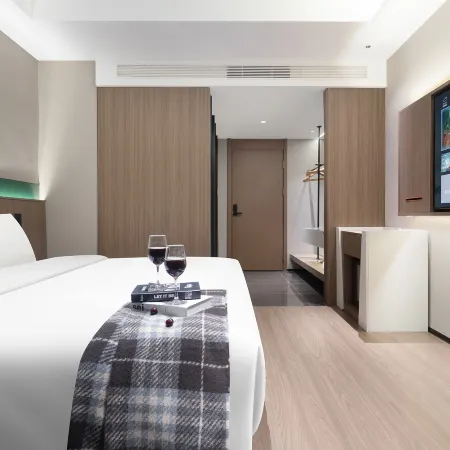 STRAIT PLUM INTERNATIONALC HOTEL