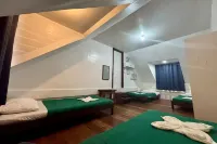 Shat's Guesthouse Siargao near Beach - فطور