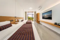 Jingmai Xiangyunduan · Man | Yunmu · Bulang Cultural Homestay (Mangjing Fengwangshu) - balcony