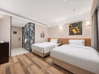 MEHOOD LESTIE HOTEL