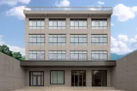 Floral Hotel· Huashan Scenic Spot Hotel, Mount Hua Xike fine residential quarters โรงแรมใน