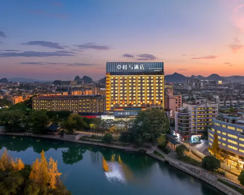 Guiyu Hotel (Guilin Elephant Trunk Mountain & Guilin Railway Station Branch) Hotels near Xiufeng