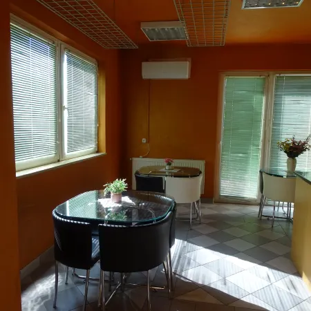 Apple guesthouse