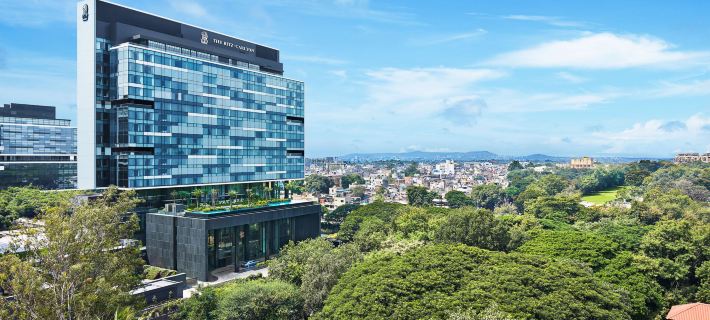 The Ritz-Carlton, Pune Hotéis em Pune