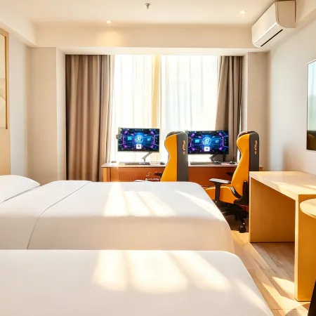 Yaxin E-Sports Hotel (Yancheng Station Powerlong Plaza)