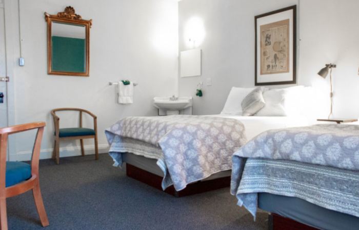 11th Avenue Hostel