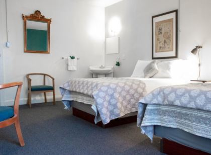 11th Avenue Hostel
