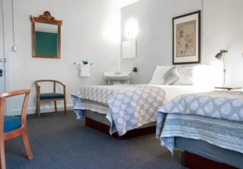 11th Avenue Hostel