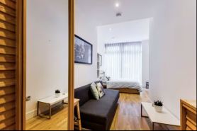 Greenwich Studio - 1 min to DLR