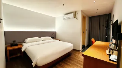 Homeinn Pebble Hotel (Guangzhou Baiyun Airport Renhe Subway Station) Hotels in Guangzhou