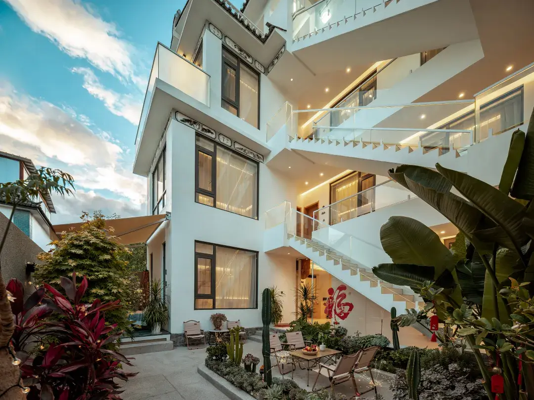 Dali Star Ripple Inn -