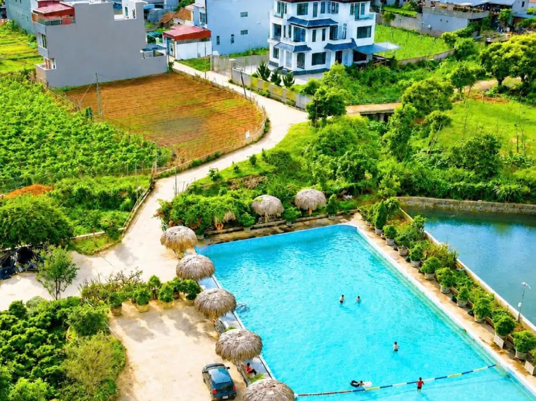 Loc Phat Hotel - Mộc Châu town