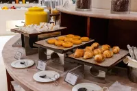 Ramada Plaza by Wyndham Shenyang City Center - sarapan
