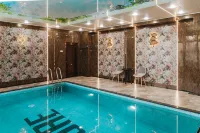 Leore Hotel - Pools
