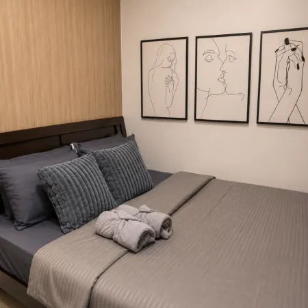 Grey & Wood 1BR w/ Pool View | Shore 2 Near MOA