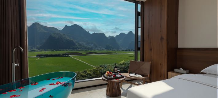Wanfenglin · Yunguichu Homestay Hotels in Xingyi