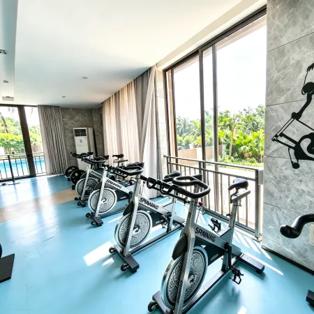 Lingshui Zhizhou Seaview Hotel (Xiangshui Bay Tourist Road, Shuikou Bridge Branch)