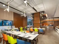 Hampton by Hilton Chengdu Kuanzhai Alley Hotels near Jinniu