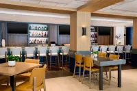 Hilton Garden Inn LAX Los Angeles Airport - bar