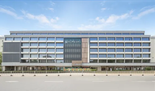 Hezhizhou Hot Spring Hotel (Fuzhou Station Xiushan Metro Station Branch) - avec sources thermales