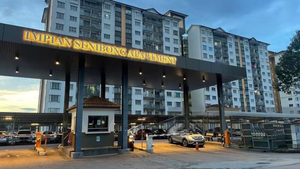 Impian Senibong Apartment 2mins to Permas Golf Club