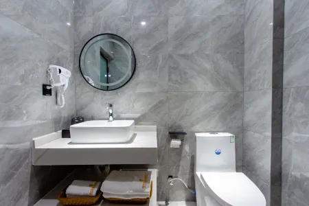 Weihui Xiangbala Hot Spring Business Hoteal Отели в г. Вэйхуэй