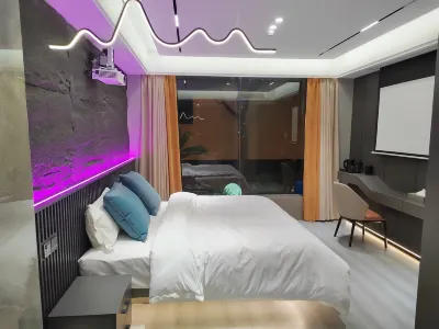 Dongboyuan Theme Hotel Hotels near Guangji Temple
