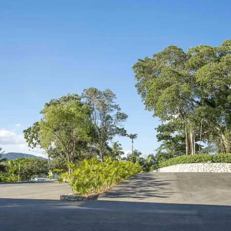 Blonsay Tropical Rainforest Resort Hotel