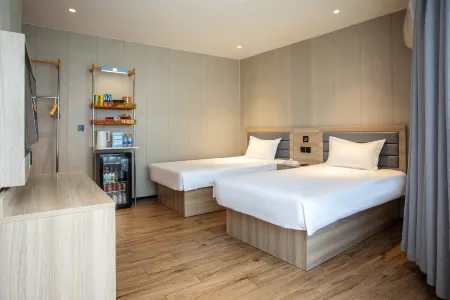 WanYoo Esports Hotel (Shanghai Pudong New International Expo Center)