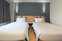 Mybed Sathorn Hotel Hotel in zona The Reserve