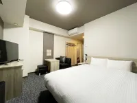 Hotel Route-Inn Nagahama Inter - Parking