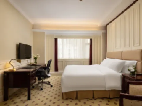 Crowne Plaza HOTEL&SUITES LANDMARK SHENZHEN by IHG Hotels near Dongmen Pedestrian Street