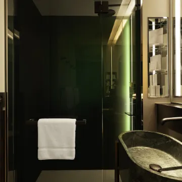 Mondrian Singapore Duxton