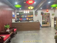 西平龍泉山莊飯店
