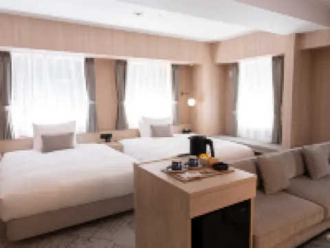 HOTEL THE LEBEN OSAKA Hotel di Osaka