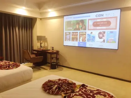 Golden Phoenix Hotel Luohe Отели рядом с достопримечательностью «Huanghe Square»