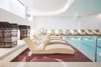 Nine Tree Premier ROKAUS Hotel Seoul Yongsan - Pools
