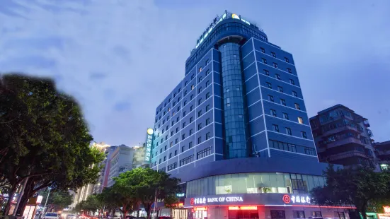 City Comfort Inn hotel (Zhanjiang Haibin Park Guanhai Gallery)