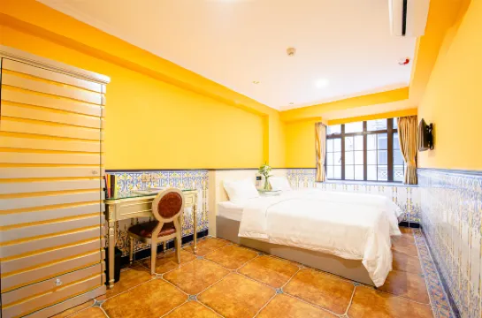 Family Inn(RUA DE CAMILO PESSANHA)