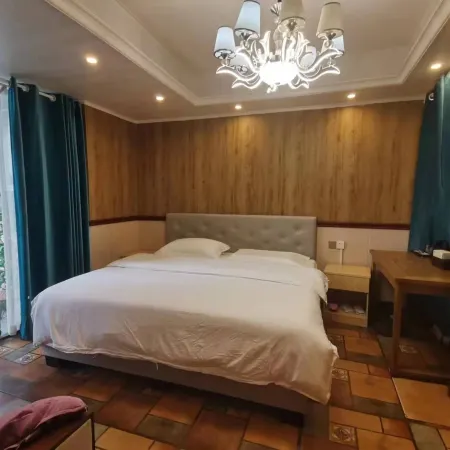 Nanjiang Hongfan Liyuan Hotel