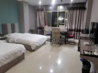 Qiangge Lvzu (Lingshui Huifeng Square Branch)