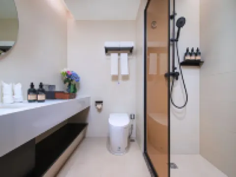 โรงแรมเหมาซานอู่ ยี่จู้ (เมืองเวียงจันทน์ ถนนจงหวู่ ฉางโจว)