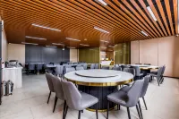 Yunshang No.8 · Mountain View Luxury Vacation Boutique Stay (Fengning Datanzhen)