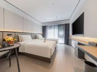 G Joyful Xige Hotel (Chengdu Kuanzhai Alley People's Park) Hotels near Qintai Road