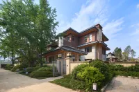 Qingchengshan Wushu Villa