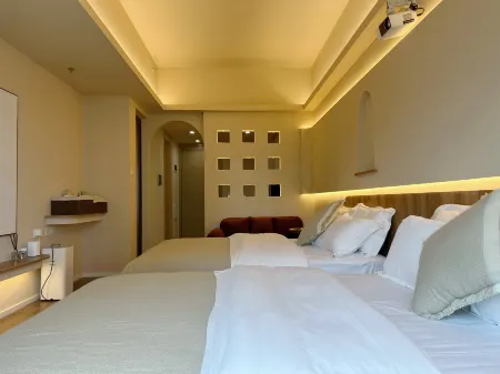 PUSHEHOTEL Отели рядом с достопримечательностью «Xidi Wharf»