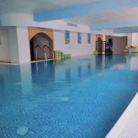 Dihua Holiday Hotel