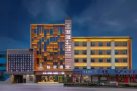 Baiguan Hotel (Jingmen Railway Station Zhongtian Street Business Center Store)